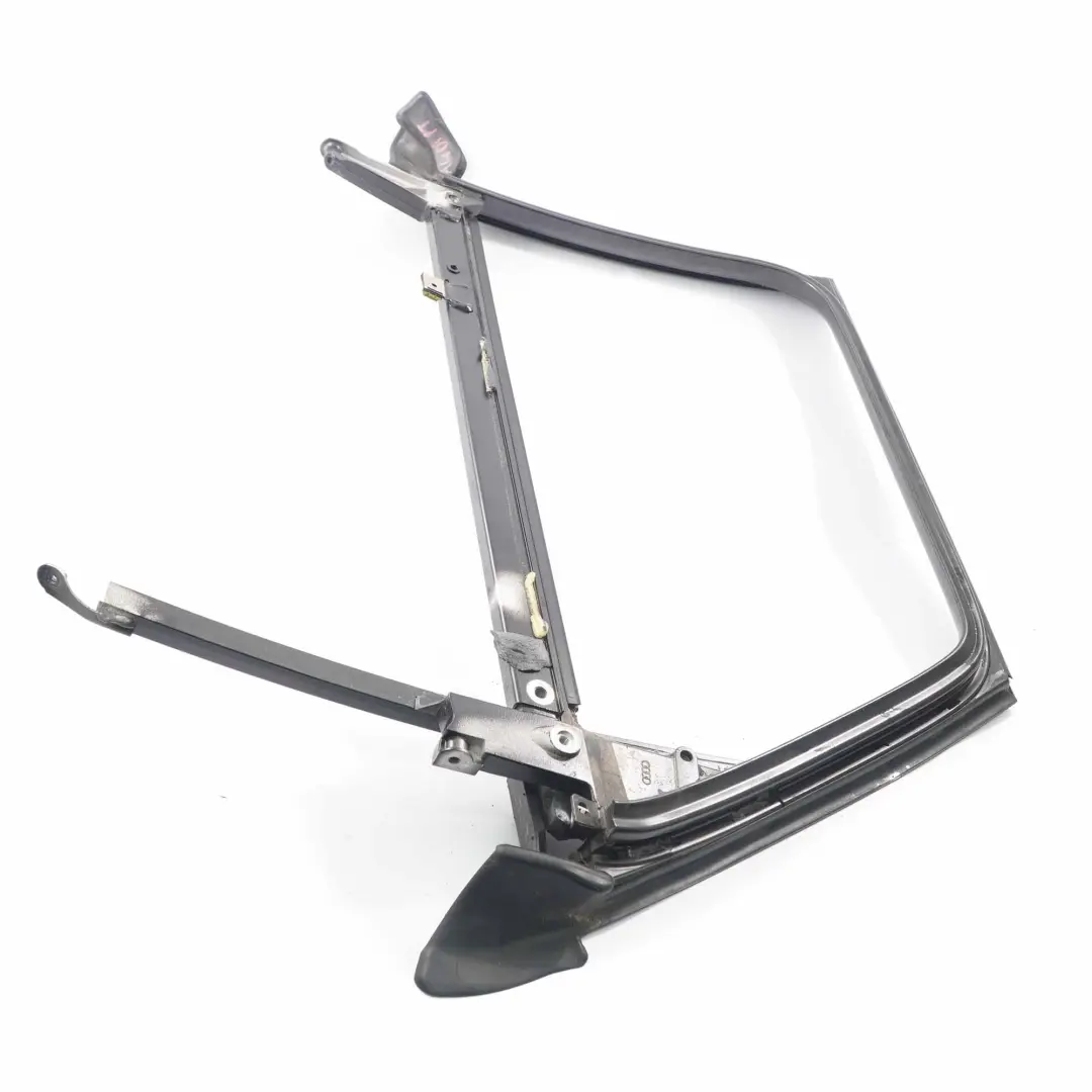Audi A4 B7 Avant Puerta Ventana Sello Trasero Derecho Guía Marco - SKU 8E9839630C - Número de pieza 8E9839630C