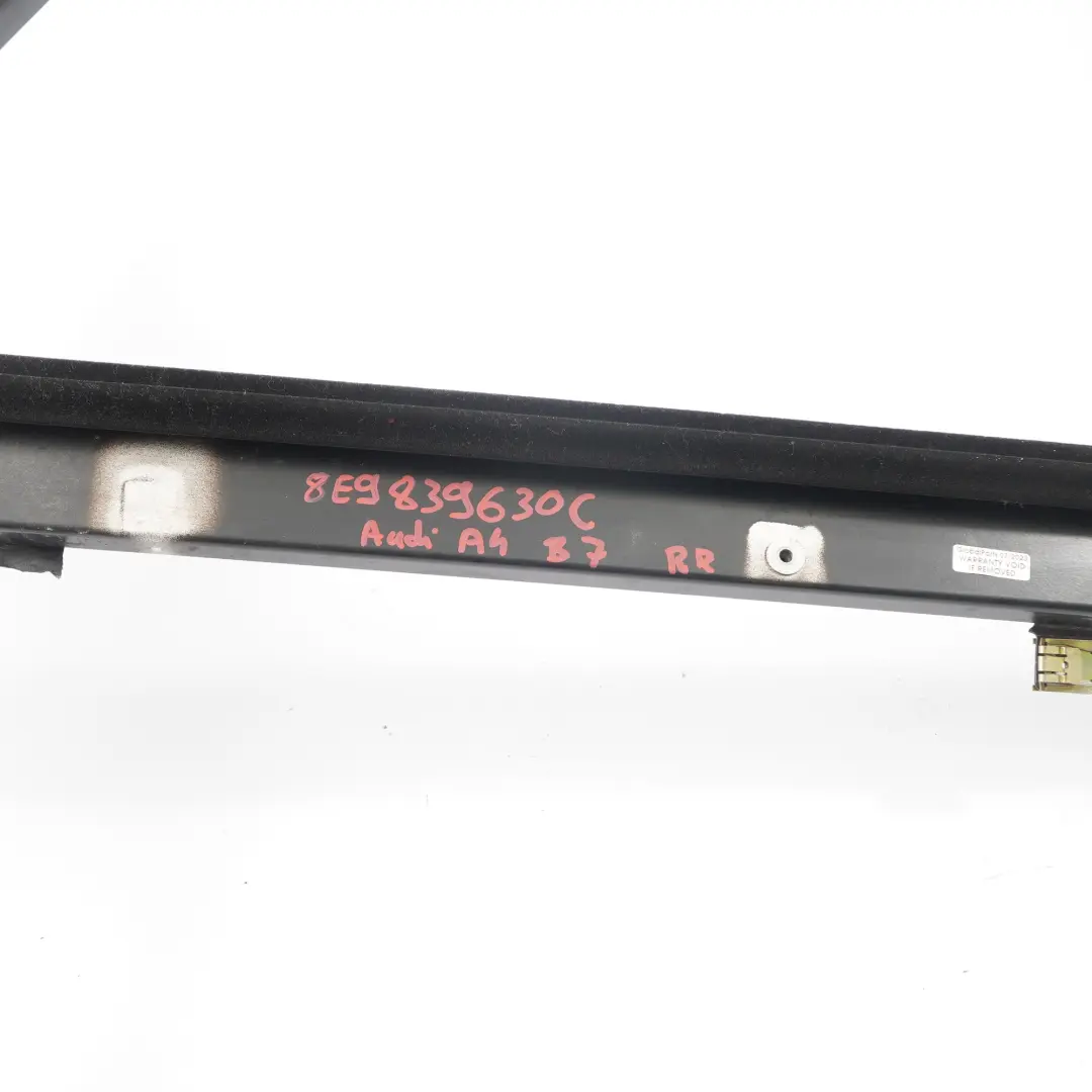 Audi A4 B7 Avant Puerta Ventana Sello Trasero Derecho Guía Marco - SKU 8E9839630C - Número de pieza 8E9839630C