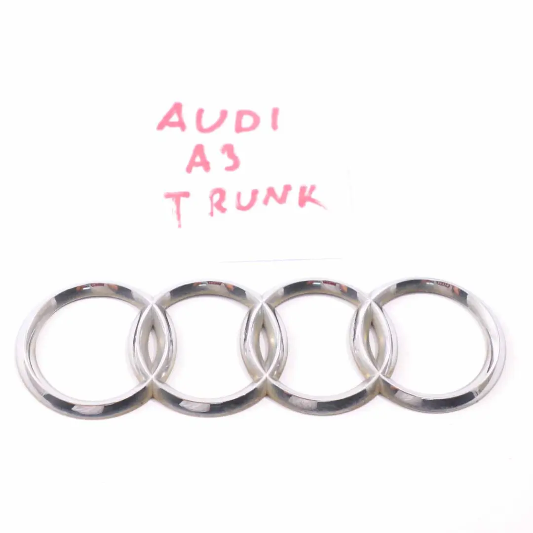 Kofferraum Emblem Audi A3 8P A4 B7 Heckklappe aufgeklebte Emblem Ringe für mit Teilenummer 8E9853742 Kofferraum Emblem Audi A3 8P A4 B7 Heckklappe aufgeklebte Emblem Ringe - SKU 8E9853742 - Teilenummer 8E9853742