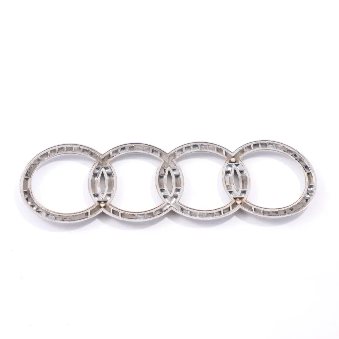  Emblème coffre Audi A3 8P A4 B7 Anneaux d'emblème collés hayon arrière - SKU 8E9853742 - Numéro de pièce 8E9853742