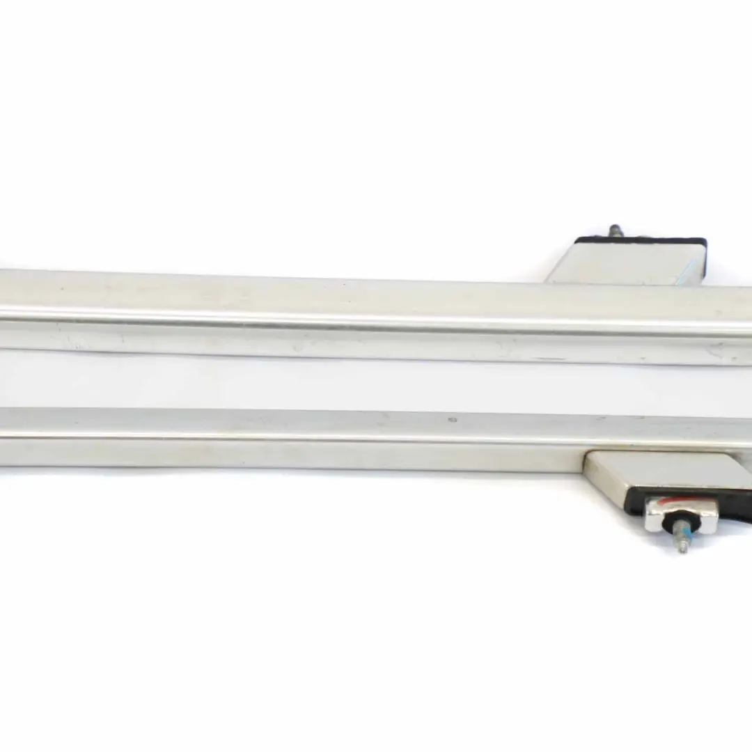  Barre de toit Audi A4 Avant Gauche Droite Moulure fixation porte-bagages Chromée - SKU 8E9860021H - Numéro de pièce 8E9860021H