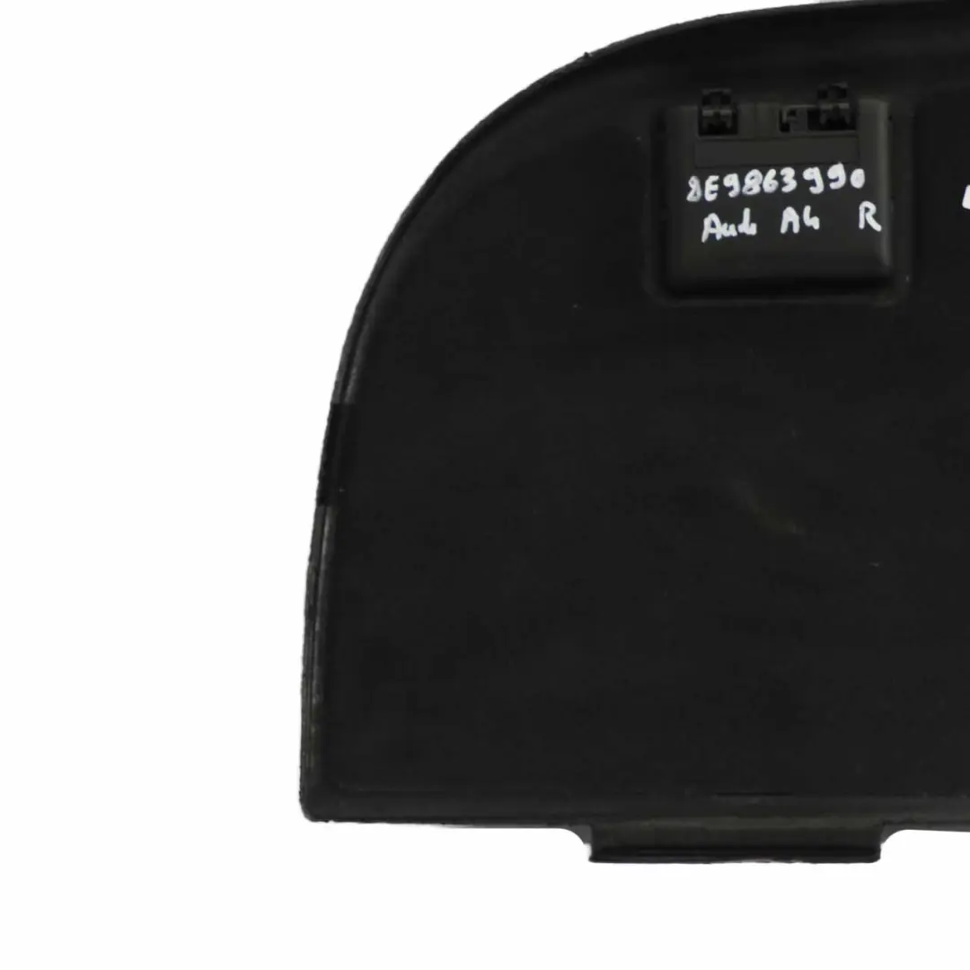 Boczek Bagażnika Prawy do Audi A4 B7 Kombi o numerze 8E9863990 Audi A4 B7 Kombi Boczek Bagażnika Prawy - SKU 8E9863990 - Numer Części 8E9863990