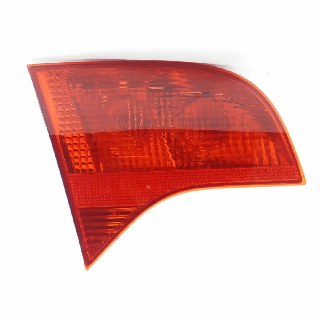 Audi A4 B7 Rücklicht Lampe Kofferraumklappe Heckklappe links - SKU 8E9945093 - Teilenummer 8E9945093