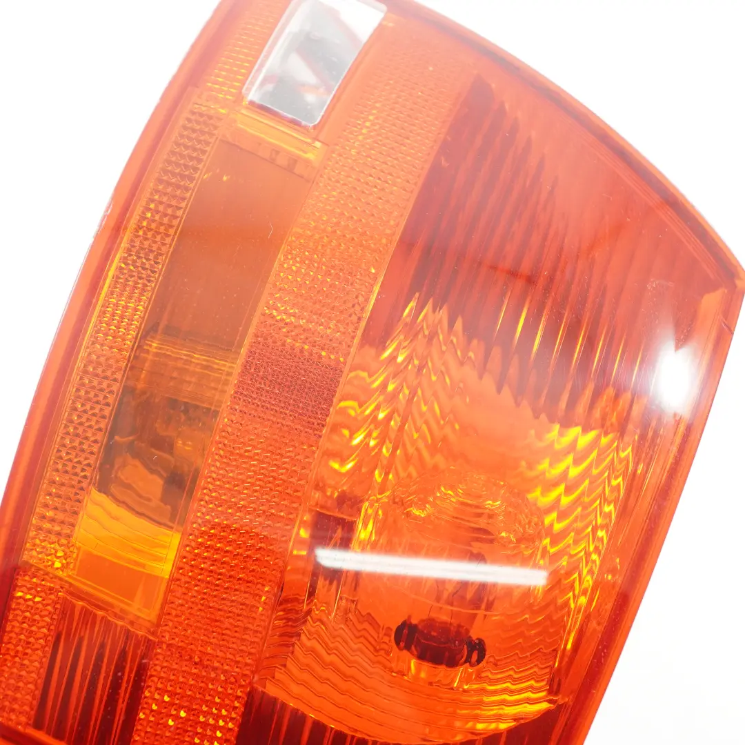 Tail Light Lamp Side Panel Rear Right O/S Taillight to Audi A4 B7 with Part number 8E9945096E Audi A4 B7 Tail Light Lamp Side Panel Rear Right O/S Taillight - SKU 8E9945096E - Part number 8E9945096E