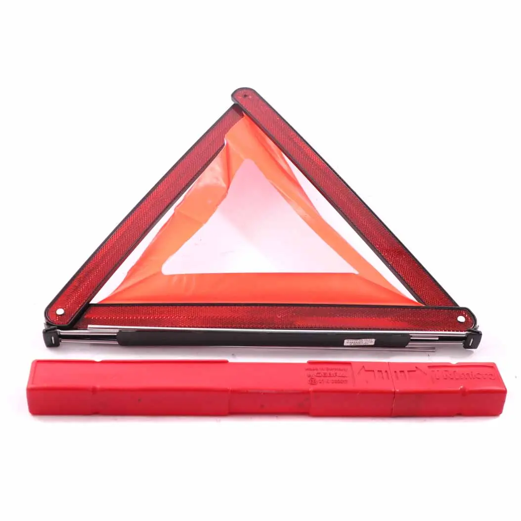 Triangle d'avertissement Conteneur rouge pour Audi A4 B7 à propos du numéro de pièce 8H0860251 Audi A4 B7 Triangle d'avertissement Conteneur rouge - SKU 8H0860251 - Numéro de pièce 8H0860251