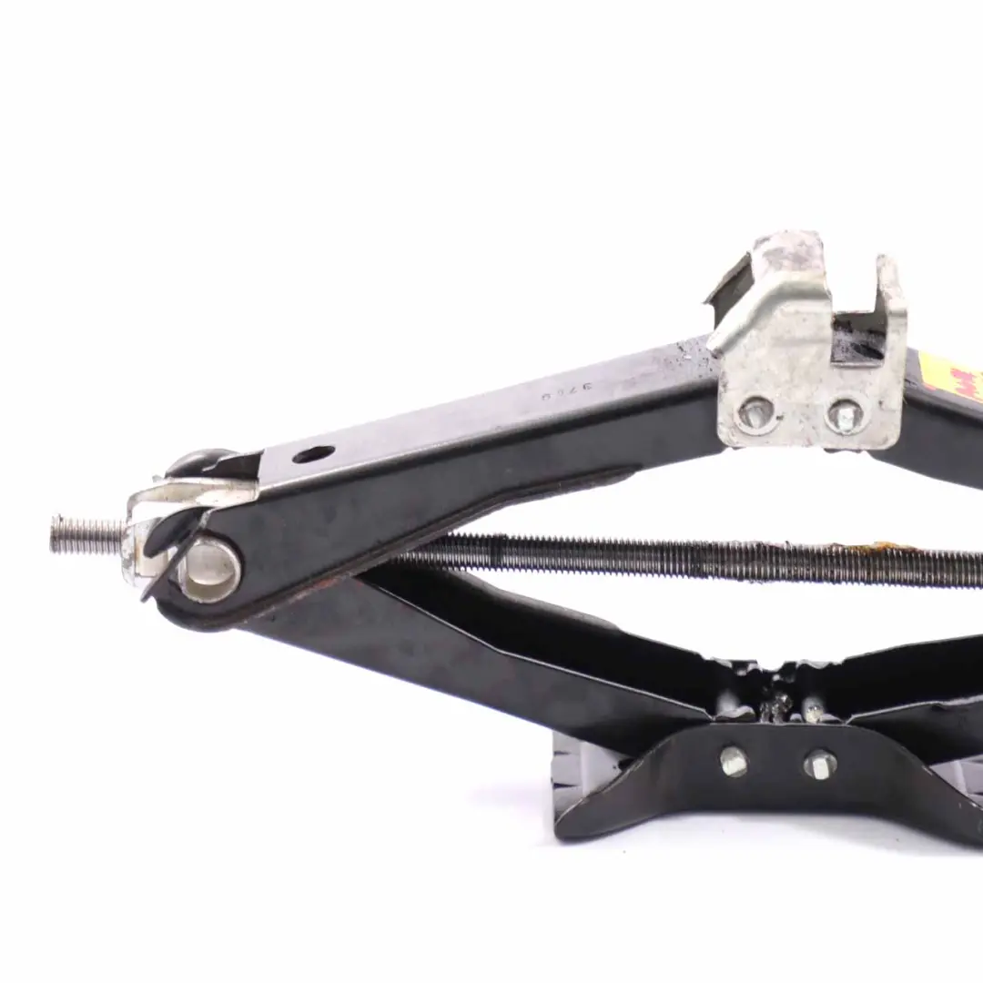 Audi A4 B8 Cric Sollevamento Emergenza Sollevatore Ruote - SKU 8K0011031D - Numero di parte 8K0011031D