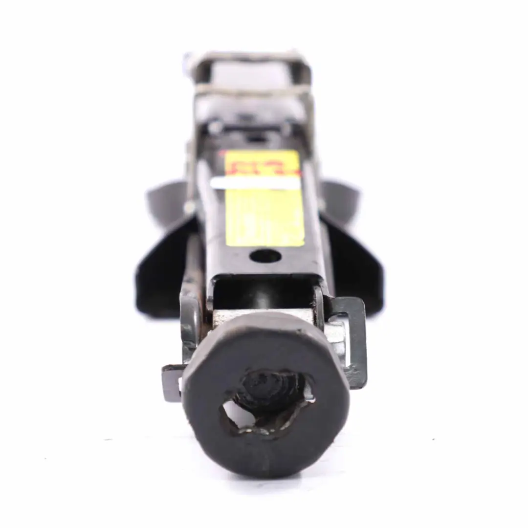 Audi A4 B8 Cric De Levage D'Urgence - SKU 8K0011031D - Numéro de pièce 8K0011031D