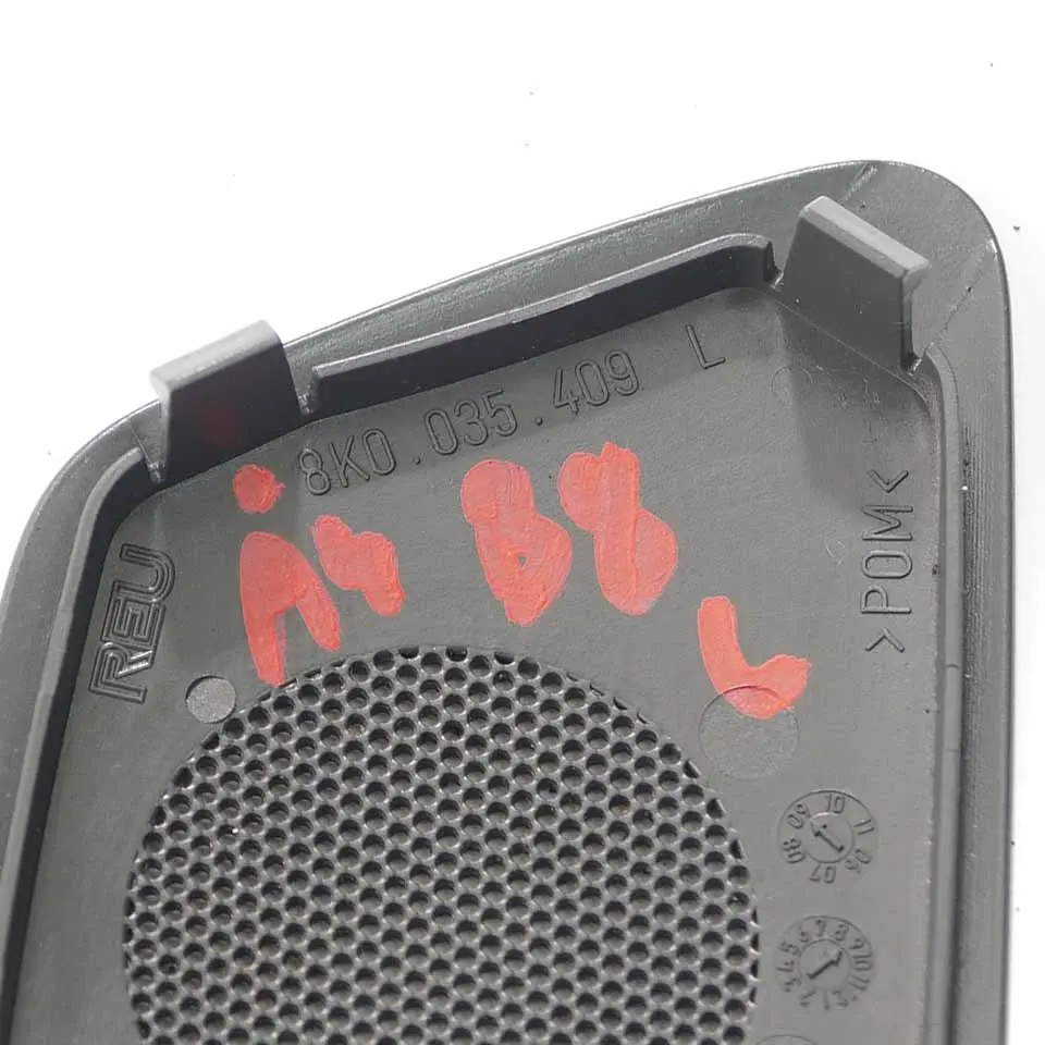 Cubre Altavoz Embellecedor Puerta Negro Trasero Izquierdo para Audi A4 B8 con número de pieza 8K0035409 Audi A4 B8 Cubre Altavoz Embellecedor Puerta Negro Trasero Izquierdo - SKU 8K0035409 - Número de pieza 8K0035409