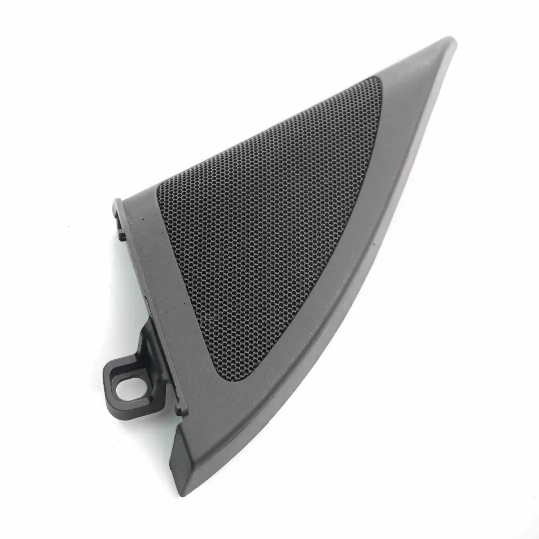 Rivestimento copertura dell'altoparlante anteriore sinistro per Audi A4 B8 con numero di parte 8K0035423 Audi A4 B8 Rivestimento copertura dell'altoparlante anteriore sinistro - SKU 8K0035423 - Numero di parte 8K0035423