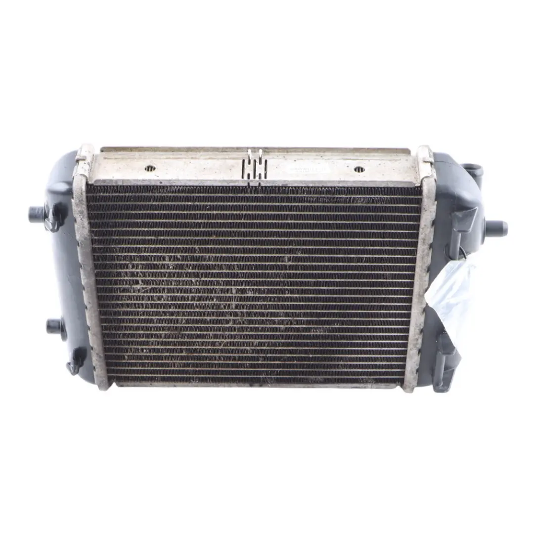 Radiatore Ausiliario Sinistro Raffreddamento Motore per Audi RS4 B8 con numero di parte 8K0121212C Audi RS4 B8 Radiatore Ausiliario Sinistro Raffreddamento Motore - SKU 8K0121212C - Numero di parte 8K0121212C