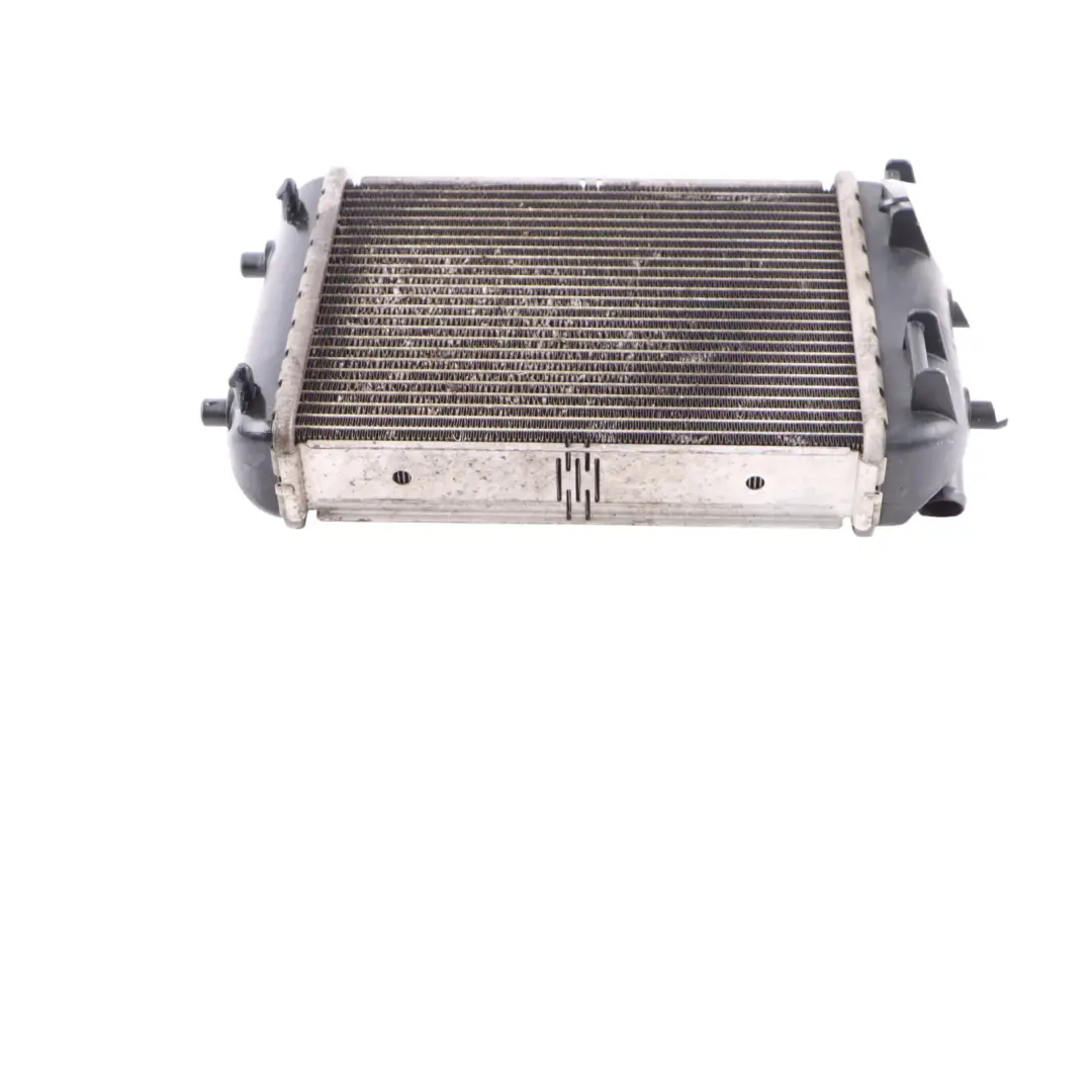 Radiador Auxiliar Adicional Izquierdo Refrigeración Motor para Audi RS4 B8 con número de pieza 8K0121212C Audi RS4 B8 Radiador Auxiliar Adicional Izquierdo Refrigeración Motor - SKU 8K0121212C - Número de pieza 8K0121212C