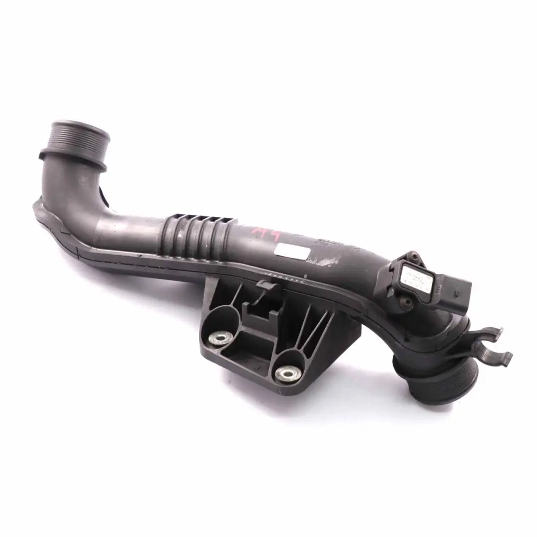 Tubo de Carga Intercooler Admisión de Aire MAP para Audi A4 B8 2.0 TDI con número de pieza 8K0145673AE Audi A4 B8 2.0 TDI Tubo de Carga Intercooler Admisión de Aire MAP - SKU 8K0145673AE - Número de pieza 8K0145673AE