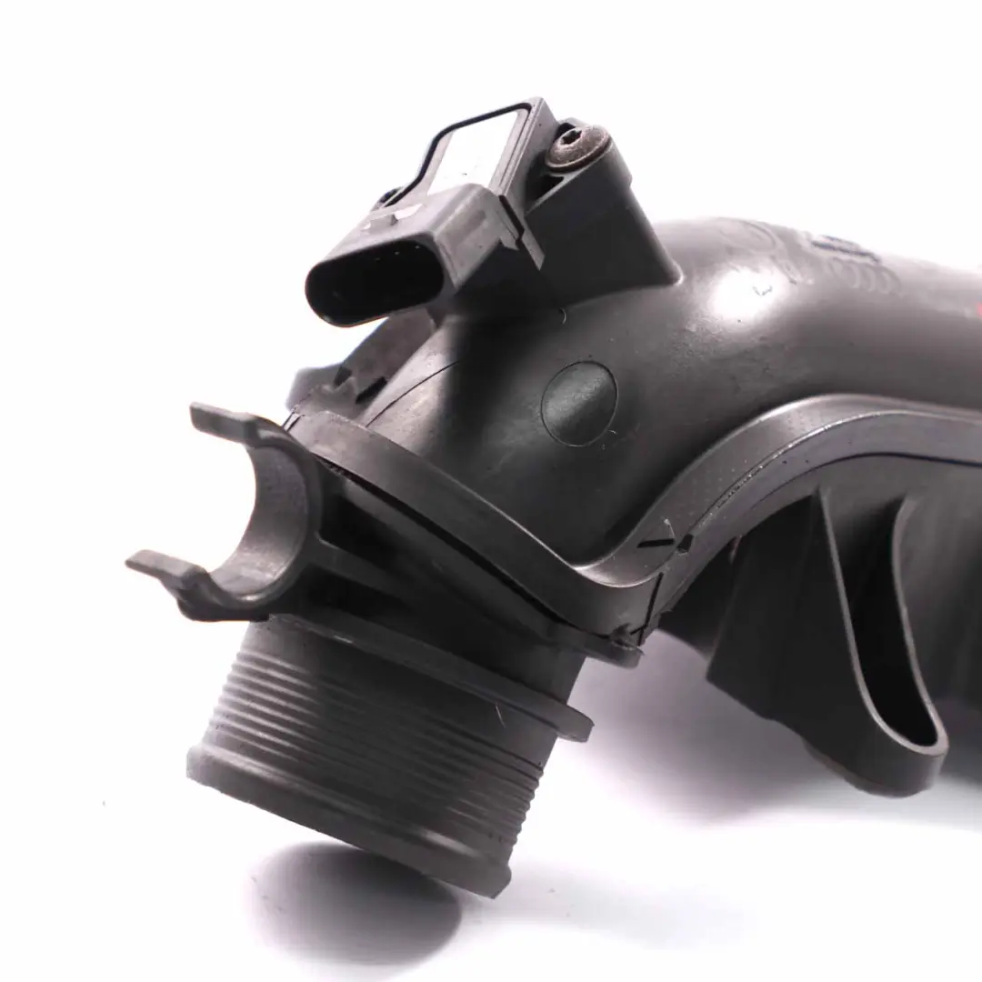 Charge Pipe Intercooler Pipe Air Intake MAP to Audi A4 B8 2.0 TDI with Part number 8K0145673AE Audi A4 B8 2.0 TDI Charge Pipe Intercooler Pipe Air Intake MAP - SKU 8K0145673AE - Part number 8K0145673AE