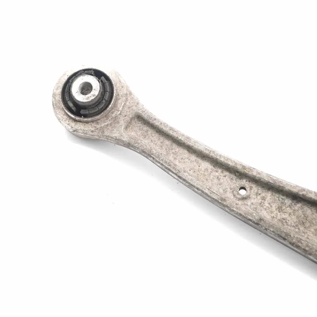 Braccio di controllo inferiore dell'asse anteriore destro per Audi A4 B8 con numero di parte 8K0407156B Audi A4 B8 Braccio di controllo inferiore dell'asse anteriore destro - SKU 8K0407156B - Numero di parte 8K0407156B
