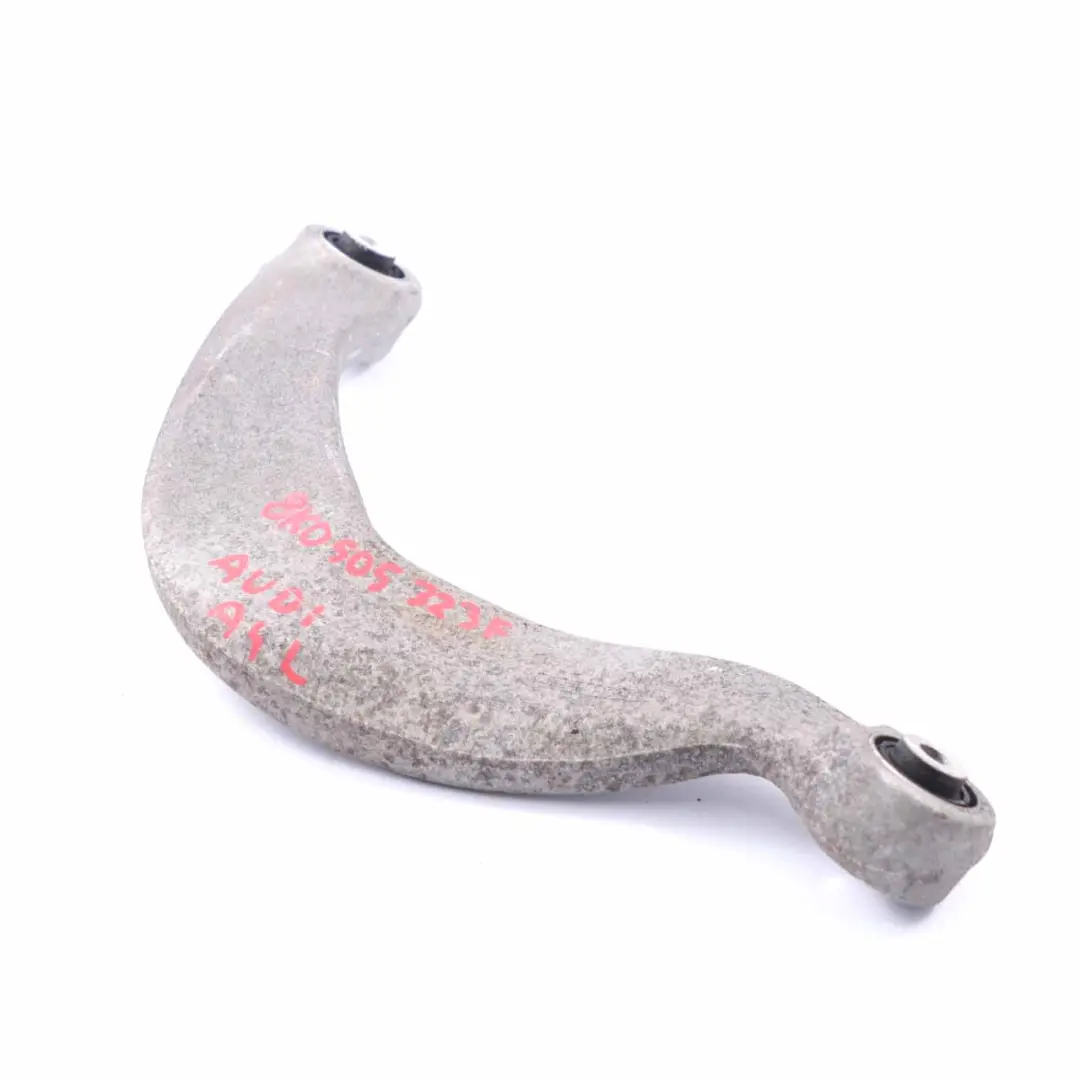 Assale posteriore braccio superiore Wishbone sinistra per Audi A4 B8 con numero di parte 8K0505323F Audi A4 B8 Assale posteriore braccio superiore Wishbone sinistra - SKU 8K0505323F - Numero di parte 8K0505323F
