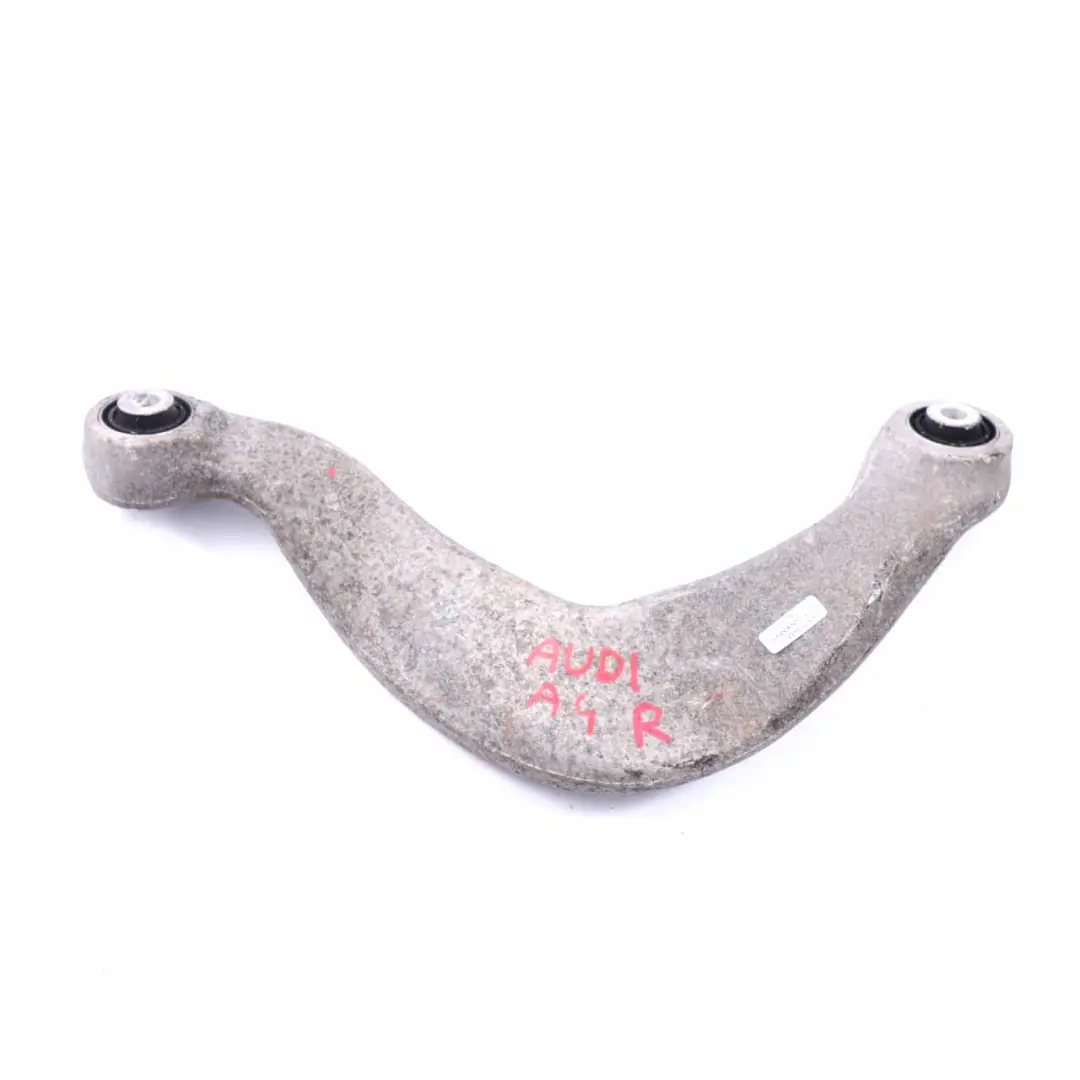 Eje trasero superior Brazo de control Wishbone Derecha para Audi A4 B8 con número de pieza 8K0505324F Audi A4 B8 Eje trasero superior Brazo de control Wishbone Derecha - SKU 8K0505324F - Número de pieza 8K0505324F