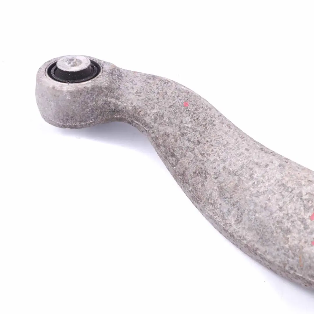 Assale posteriore braccio Wishbone superiore destra per Audi A4 B8 con numero di parte 8K0505324F Audi A4 B8 Assale posteriore braccio Wishbone superiore destra - SKU 8K0505324F - Numero di parte 8K0505324F