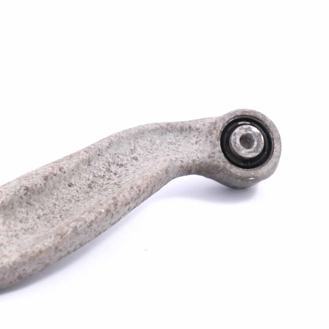 Eje trasero superior Brazo de control Wishbone Derecha para Audi A4 B8 con número de pieza 8K0505324F Audi A4 B8 Eje trasero superior Brazo de control Wishbone Derecha - SKU 8K0505324F - Número de pieza 8K0505324F