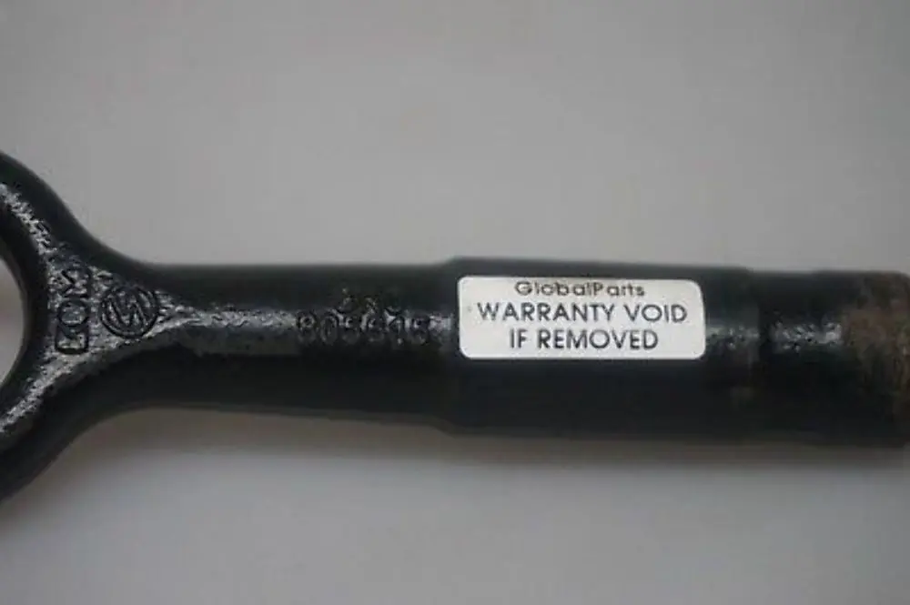 Genuine AUDI VW SEAT SKODA Occhio traino Gancio traino Cerniera gancio per con numero di parte 8K0805615 Genuine AUDI VW SEAT SKODA Occhio traino Gancio traino Cerniera gancio - SKU 8K0805615 - Numero di parte 8K0805615