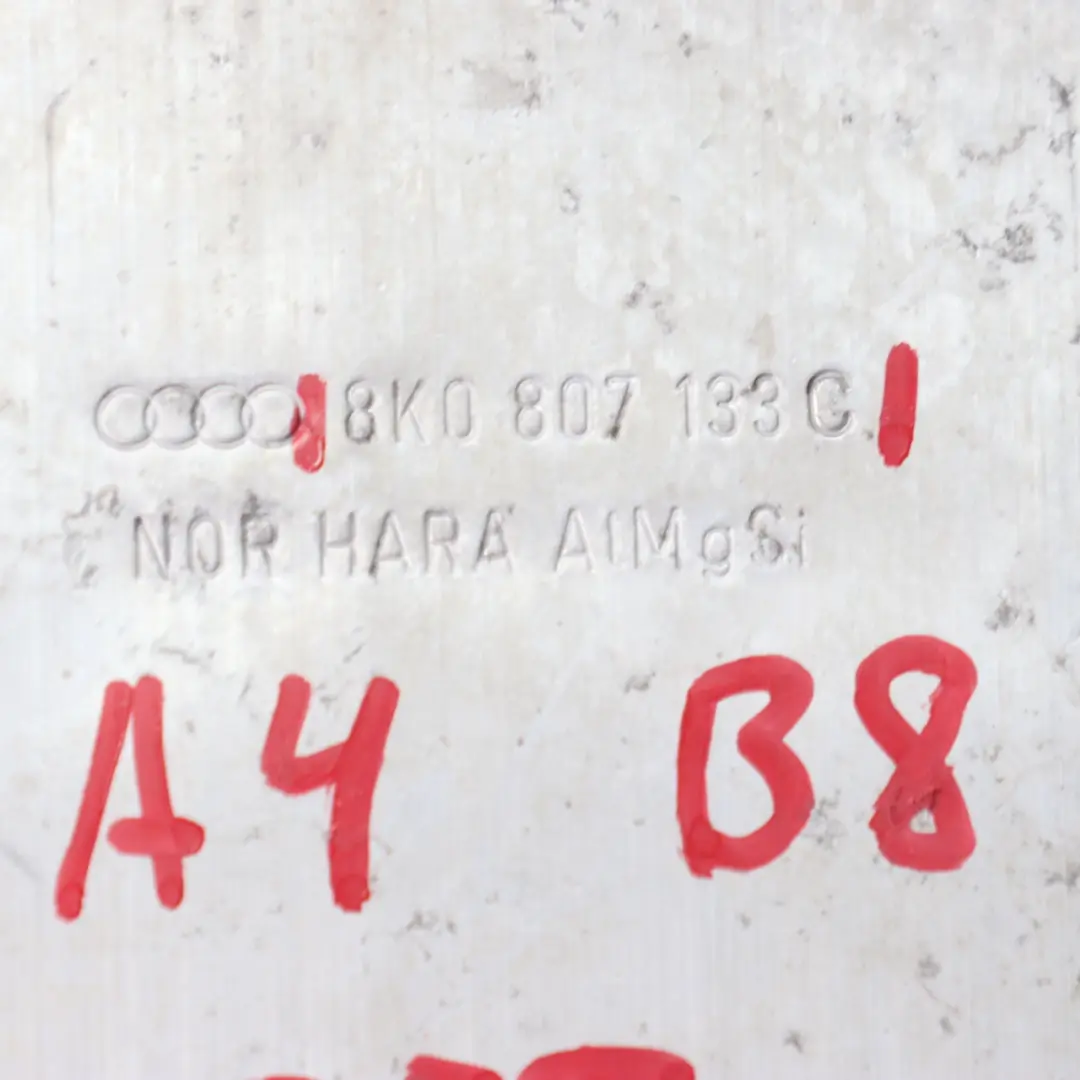 Parachoques Delantero Barra Choque Izquierda Impacto para Audi A4 B8 A5 8T con número de pieza 8K0807133C Audi A4 B8 A5 8T Parachoques Delantero Barra Choque Izquierda Impacto - SKU 8K0807133C - Número de pieza 8K0807133C