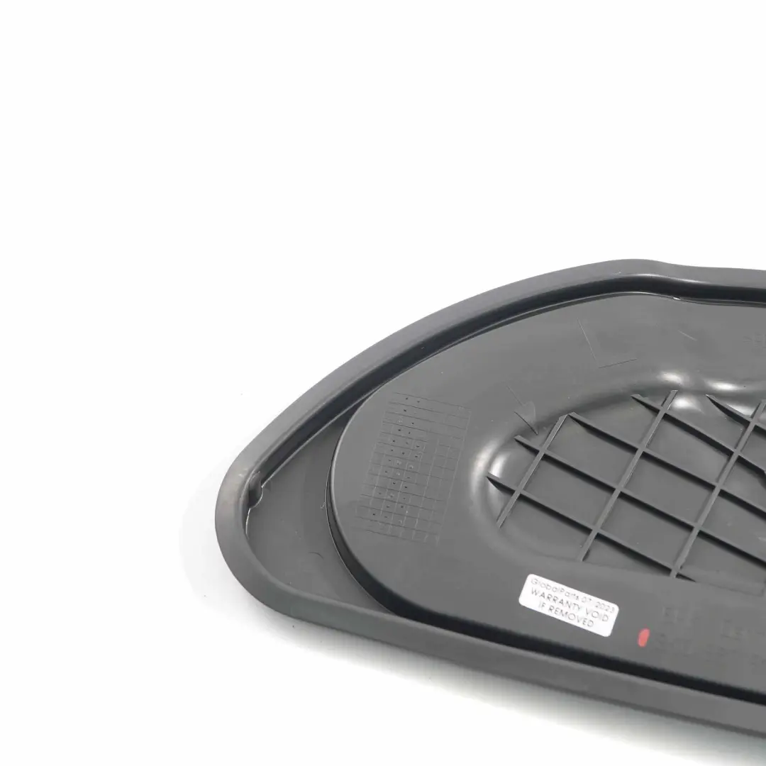 Audi A4 Osłona Zamka Drzwi Lewy Przód - SKU 8K0837915B - Numer Części 8K0837915B