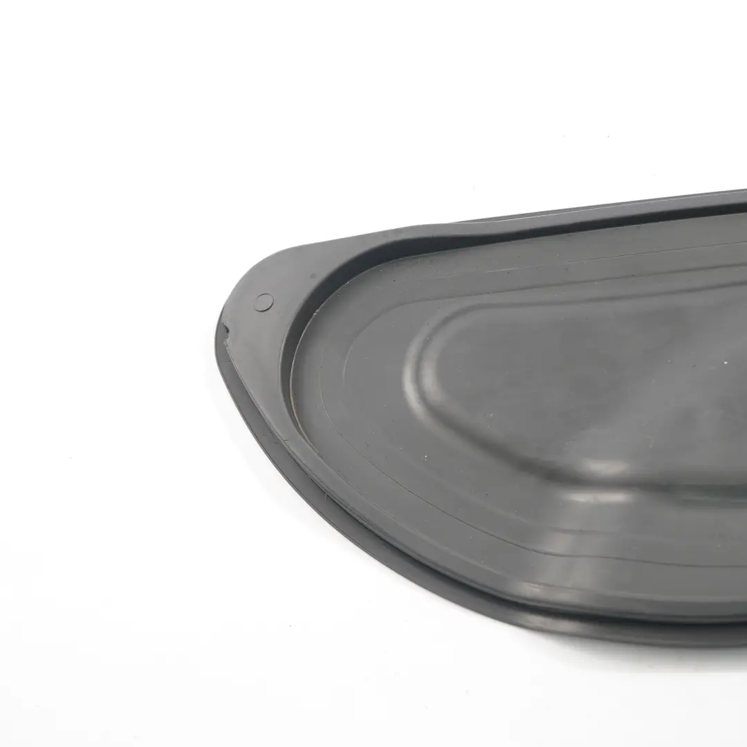Audi A4 B8 Plaque de recouvrement de serrure de porte avant gauche - SKU 8K0837915B - Numéro de pièce 8K0837915B