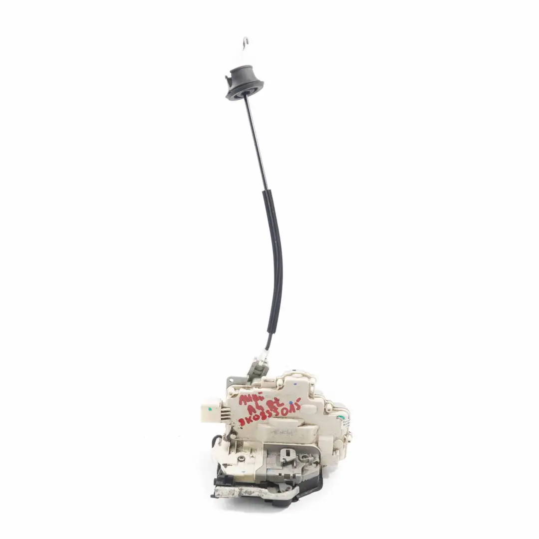 Actuador Pestillo Cerradura Puerta Trasera Izquierda para Audi A4 B8 con número de pieza 8K0839015 Audi A4 B8 Actuador Pestillo Cerradura Puerta Trasera Izquierda - SKU 8K0839015 - Número de pieza 8K0839015