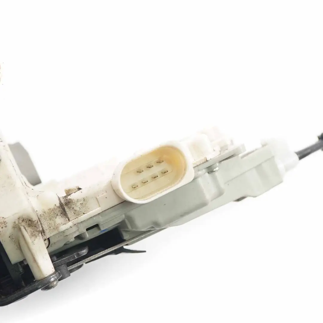 Cerradura de puerta Audi A4 B8 Actuador del cierre trasero derecho para con número de pieza 8K0839016 Cerradura de puerta Audi A4 B8 Actuador del cierre trasero derecho - SKU 8K0839016 - Número de pieza 8K0839016