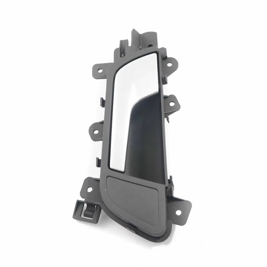 Audi A4 B8 Manija Puerta Agarre Interior Delantero Trasero Izquierdo Chrome - SKU 8K0839019 - Número de pieza 8K0839019