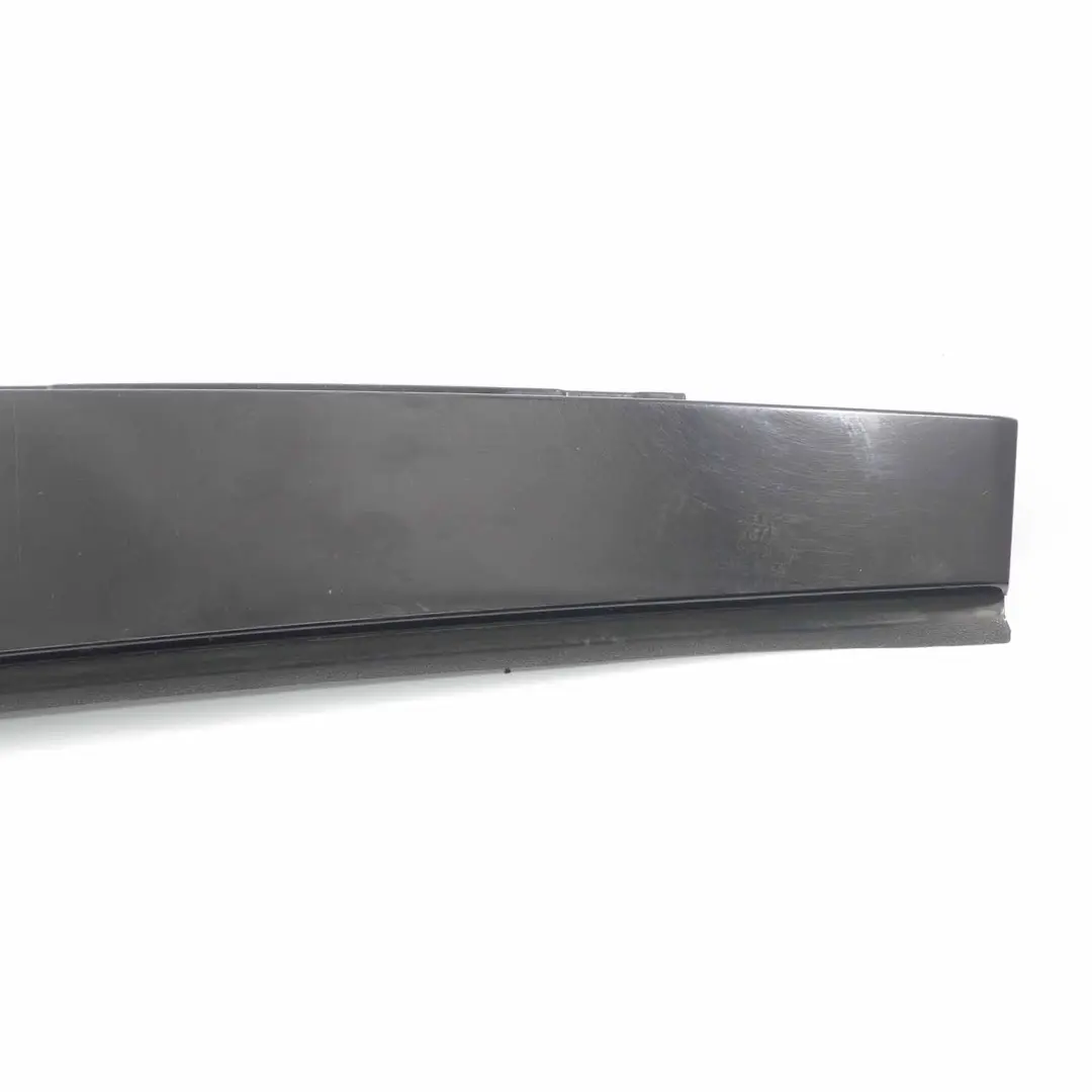 Moldura De Puerta Trasera Derecha para Audi A4 B8 con número de pieza 8K0839902 Audi A4 B8 Moldura De Puerta Trasera Derecha - SKU 8K0839902 - Número de pieza 8K0839902