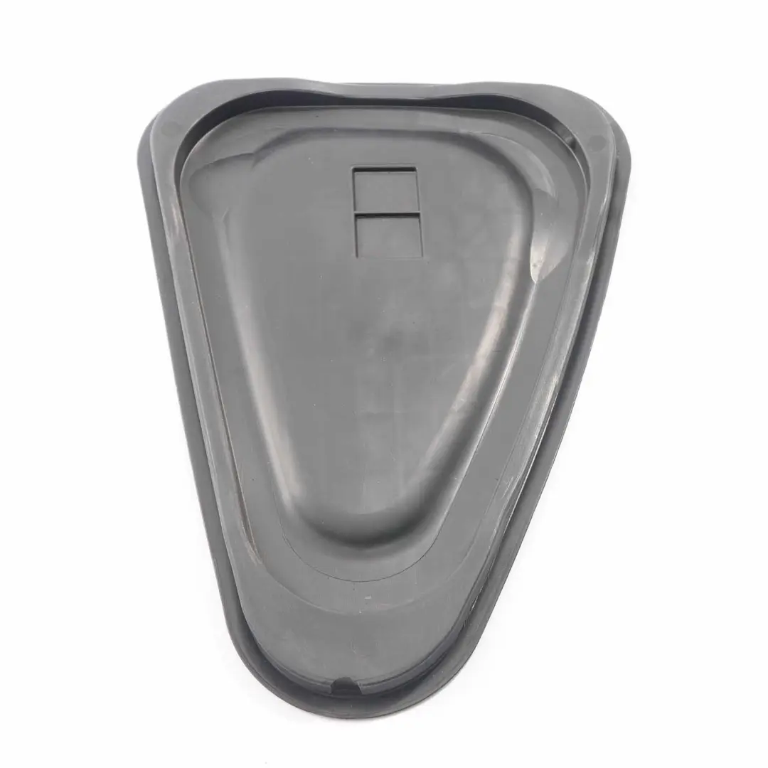 Audi A4 B8 Plaque de recouvrement de serrure de porte arrière gauche - SKU 8K0839915B - Numéro de pièce 8K0839915B