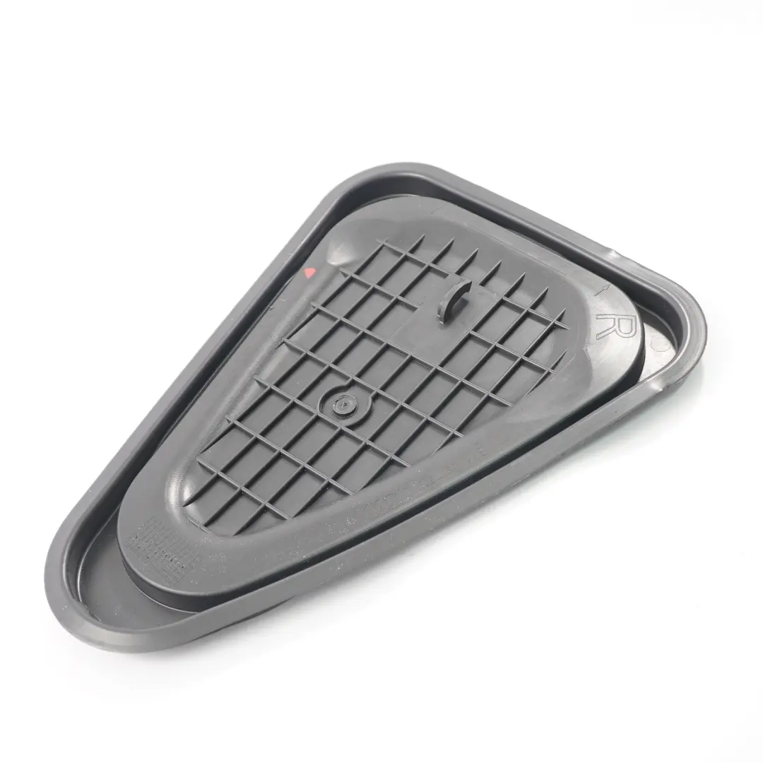 Audi A4 B8 Porta Blocco Serratura Pannello Piastra Posteriore Destra - SKU 8K0839916B - Numero di parte 8K0839916B