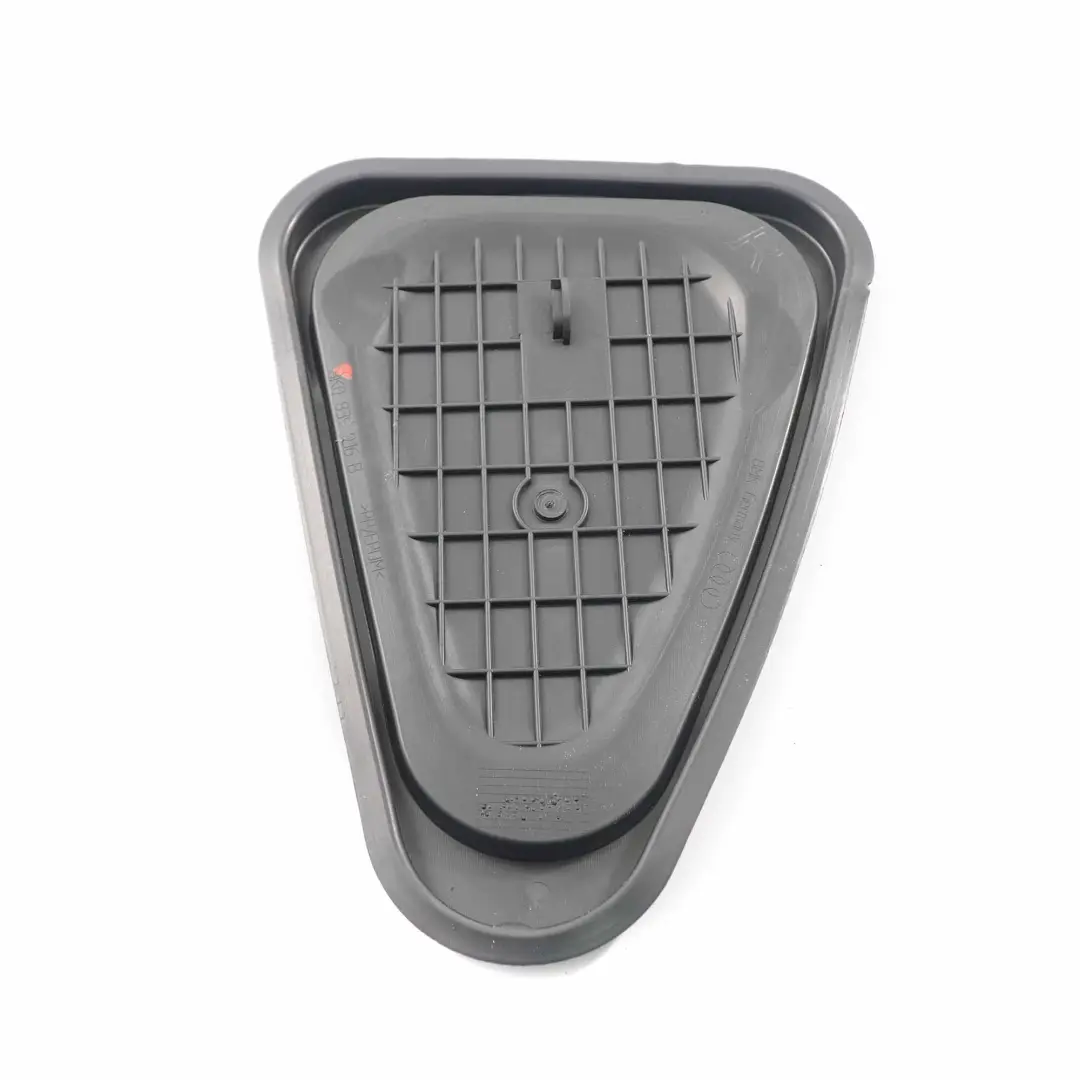 Osłona Zamka Drzwi Prawy Tył do Audi A4 B8 o numerze 8K0839916B Audi A4 B8 Osłona Zamka Drzwi Prawy Tył - SKU 8K0839916B - Numer Części 8K0839916B