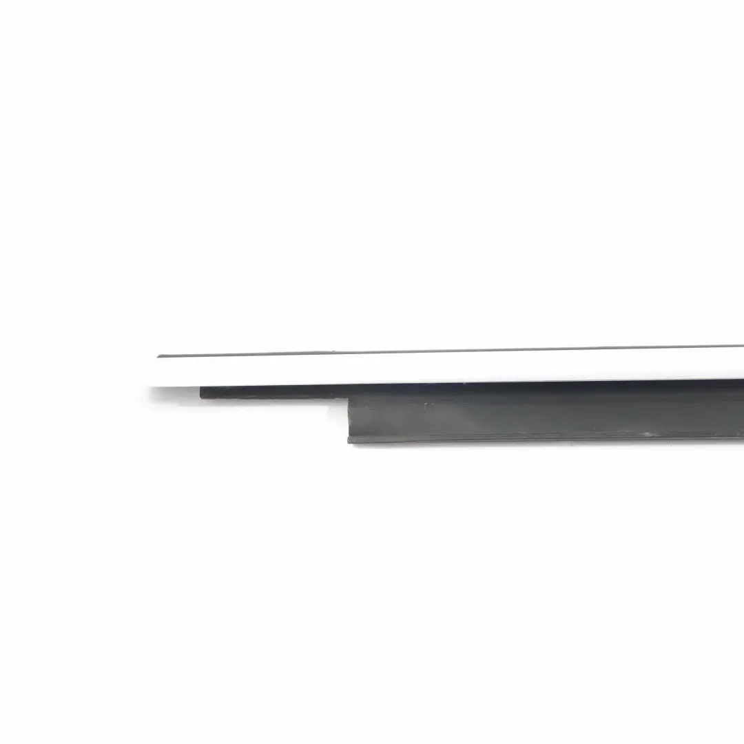 Audi A4 B8 Guarnizione Finestra Porta Posteriore Sinistra Striscia - SKU 8K0853763 - Numero di parte 8K0853763