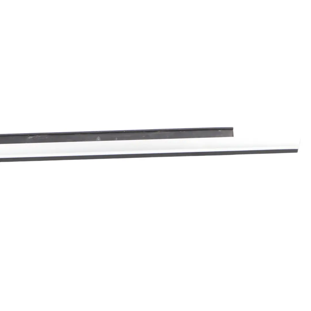 Listwa Drzwi Tylna Lewa Szczotkowane Aluminium do Audi RS4 B8 o numerze 8K0853763J Audi RS4 B8 Listwa Drzwi Tylna Lewa Szczotkowane Aluminium - SKU 8K0853763J - Numer Części 8K0853763J