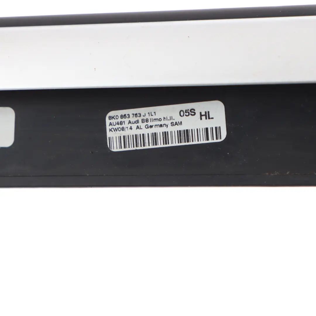 Listwa Drzwi Tylna Lewa Szczotkowane Aluminium do Audi RS4 B8 o numerze 8K0853763J Audi RS4 B8 Listwa Drzwi Tylna Lewa Szczotkowane Aluminium - SKU 8K0853763J - Numer Części 8K0853763J