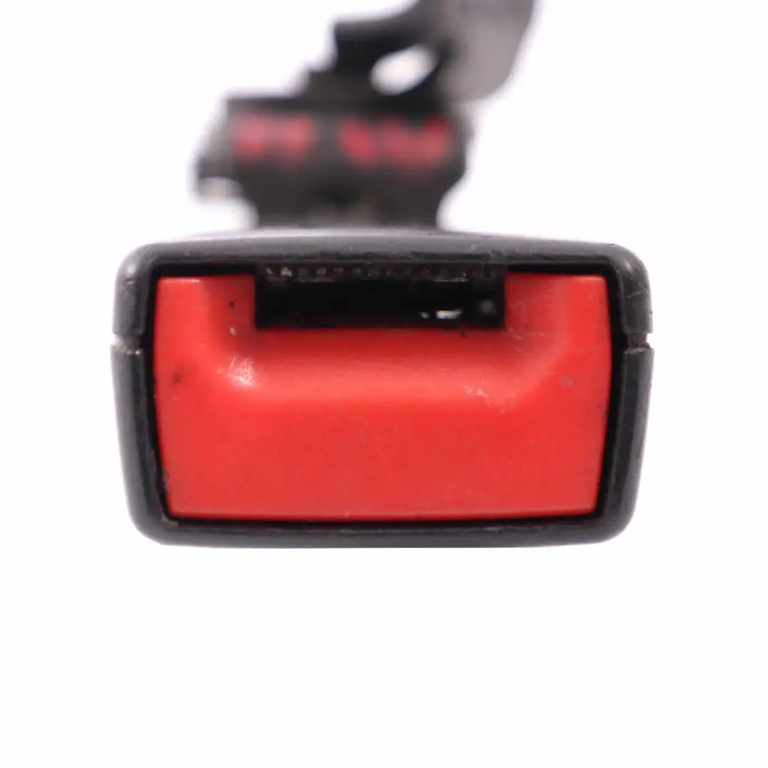 Audi A4 B8 Cintura Sicurezza Fibia Inferiore Cintura Posteriore Destra - SKU 8K0857740 - Numero di parte 8K0857740