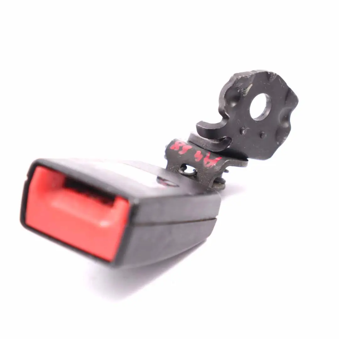 Audi A4 B8 Boucle Ceinture Sécurité Ceinture Inférieure Arrière Droite - SKU 8K0857740 - Numéro de pièce 8K0857740