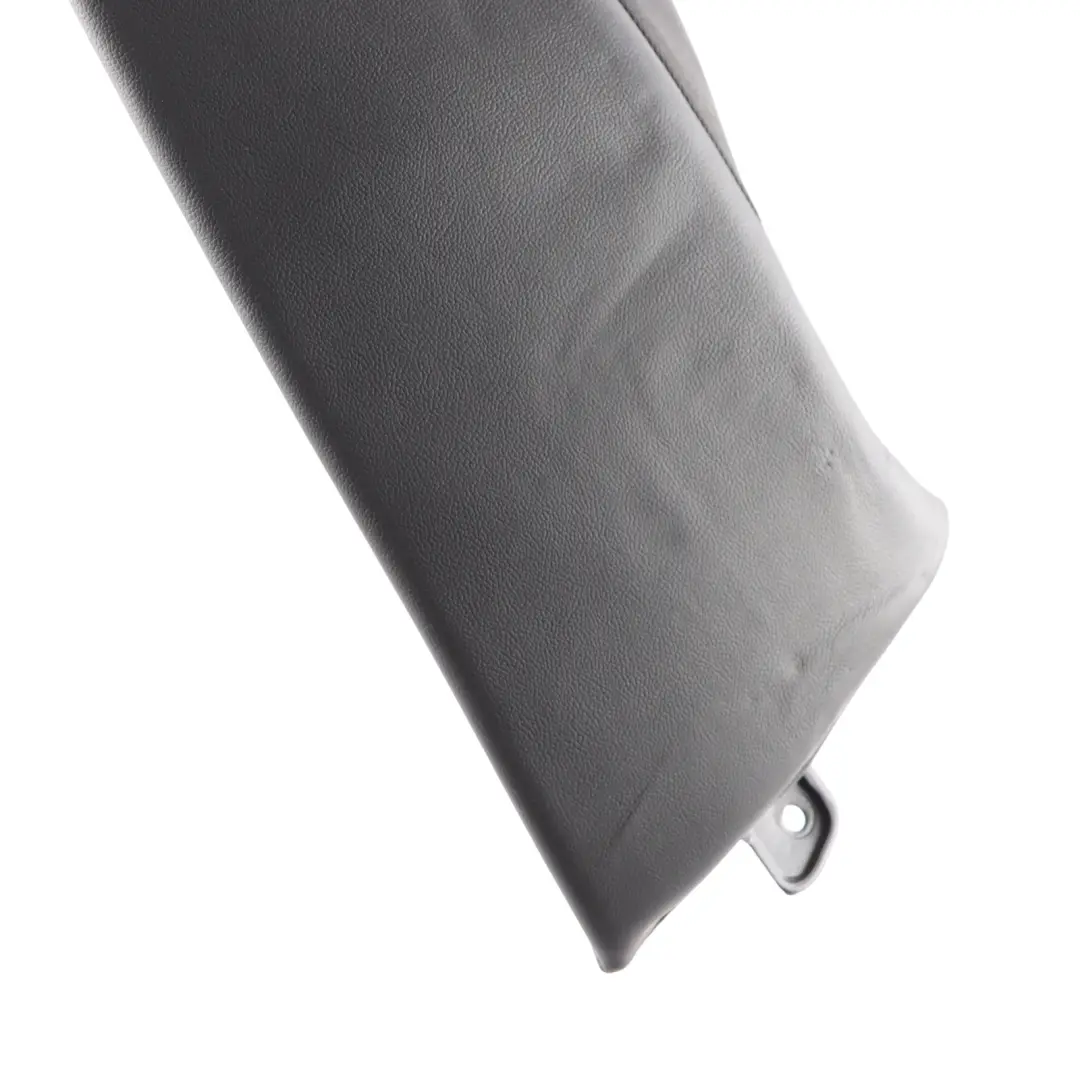 Lateral Seat Panel Rear Right O/S Black Imitation Leather to Audi A4 B8 Avant with Part number 8K0885704AG Audi A4 B8 Avant Lateral Seat Panel Rear Right O/S Black Imitation Leather - SKU 8K0885704AG - Part number 8K0885704AG