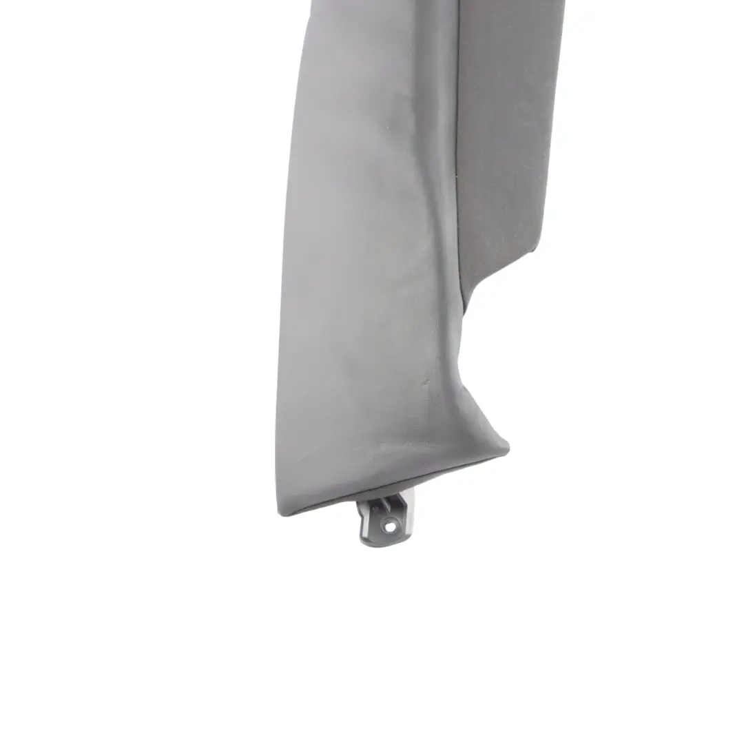 Lateral Seat Panel Rear Right O/S Black Imitation Leather to Audi A4 B8 Avant with Part number 8K0885704AG Audi A4 B8 Avant Lateral Seat Panel Rear Right O/S Black Imitation Leather - SKU 8K0885704AG - Part number 8K0885704AG