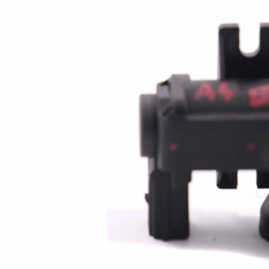 Turbo-valve diesel à vide et à air pour Audi A4 B8 A5 8T 2.0 TDI à propos du numéro de pièce 8K0906627 Audi A4 B8 A5 8T 2.0 TDI Turbo-valve diesel à vide et à air - SKU 8K0906627 - Numéro de pièce 8K0906627