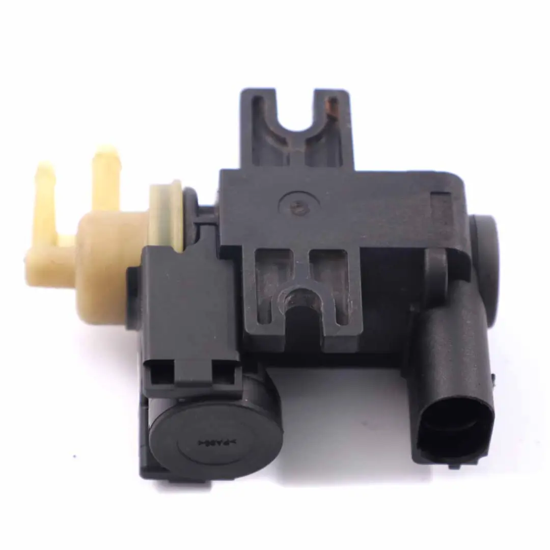 Vuoto Turbo Valvola per Audi A4 B8 A5 8T 2.0 TDI Diesel Aria con numero di parte 8K0906627 Audi A4 B8 A5 8T 2.0 TDI Diesel Aria Vuoto Turbo Valvola - SKU 8K0906627 - Numero di parte 8K0906627