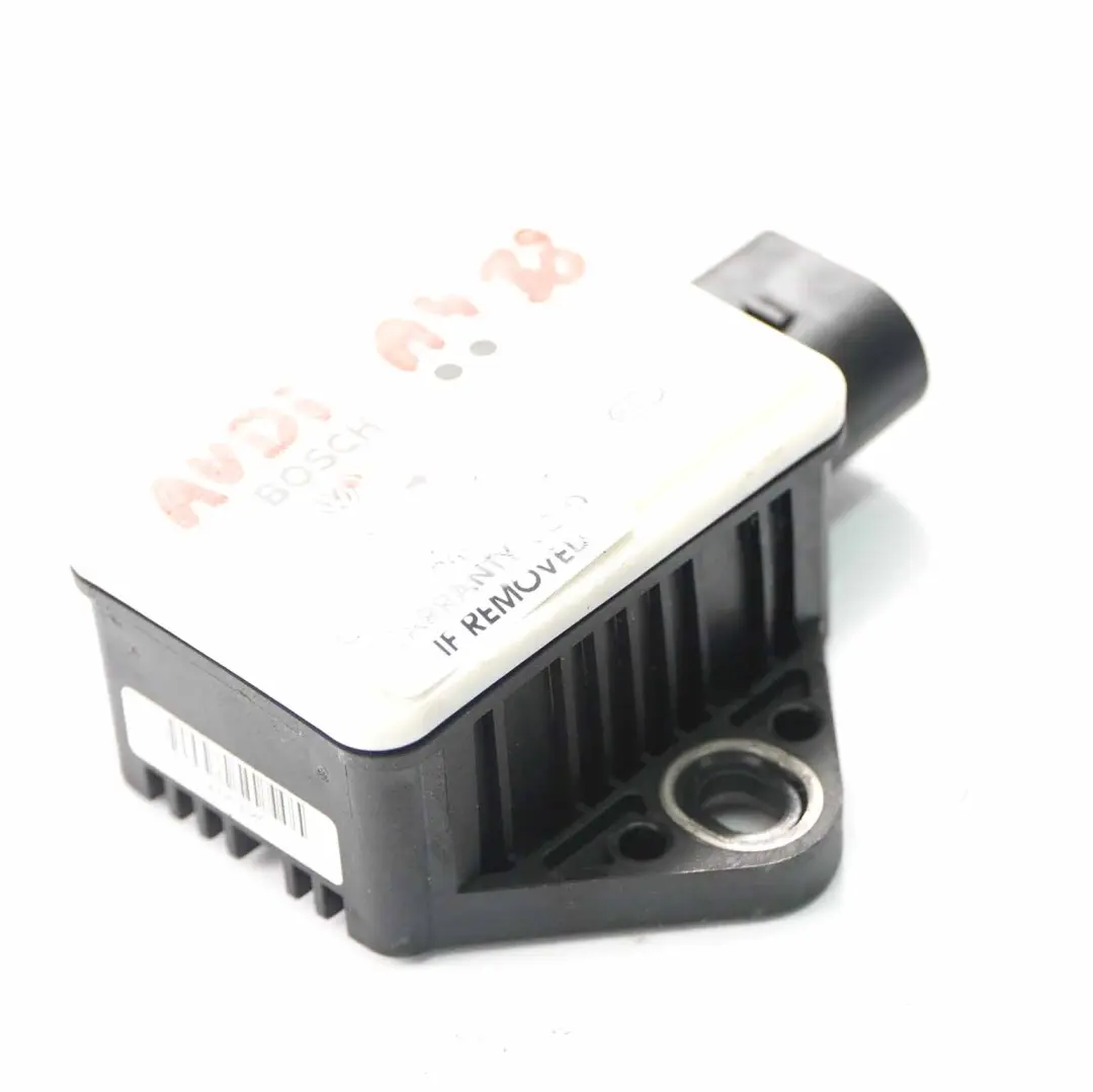 Gier Sensor Audi A4 B8 A5 8T ESP Drehraten einheit Modul für mit Teilenummer 8K0907637C Gier Sensor Audi A4 B8 A5 8T ESP Drehraten einheit Modul - SKU 8K0907637C - Teilenummer 8K0907637C