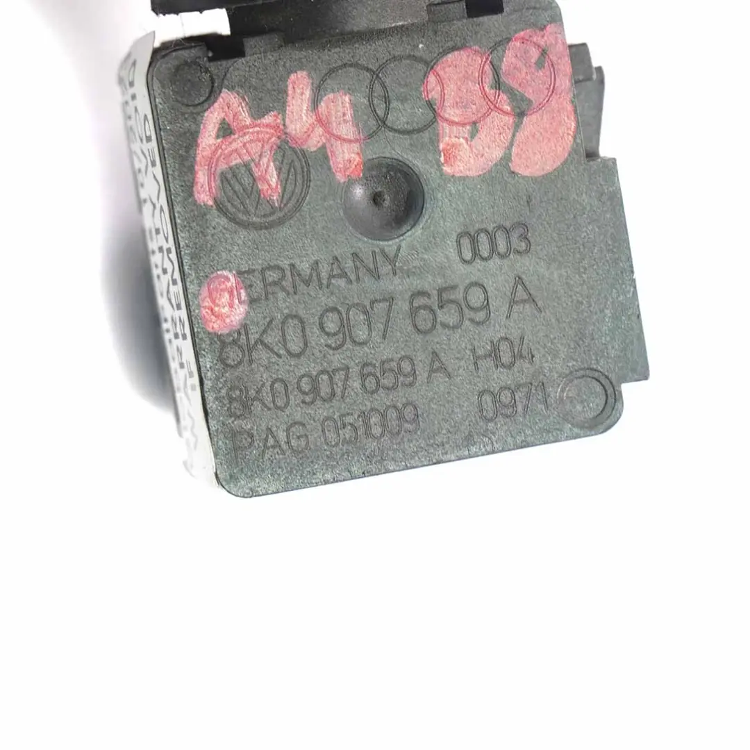 Czujnik Sensor Jakości Powietrza AUC do Audi A4 B8 A5 8T o numerze 8K0907659A Audi A4 B8 A5 8T Czujnik Sensor Jakości Powietrza AUC - SKU 8K0907659A - Numer Części 8K0907659A