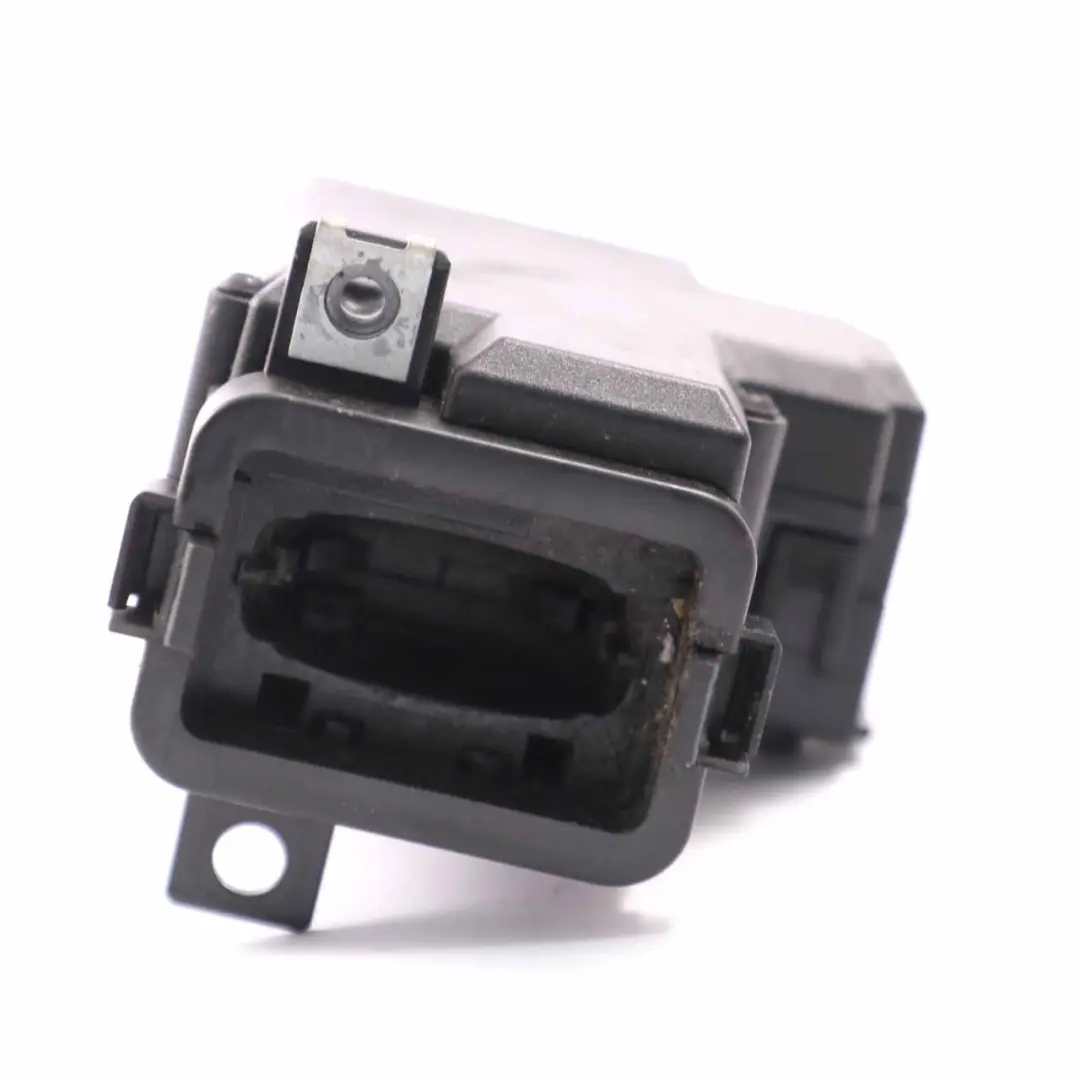 Audi A4 B8 Ignition Switch Barrel Housing Lock Control Unit - SKU 8K0909131 - Part number 8K0909131