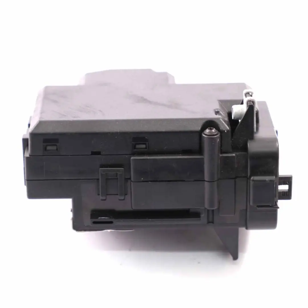 Ignition Switch Barrel Housing Lock Control Unit to Audi A4 B8 with Part number 8K0909131 Audi A4 B8 Ignition Switch Barrel Housing Lock Control Unit - SKU 8K0909131 - Part number 8K0909131