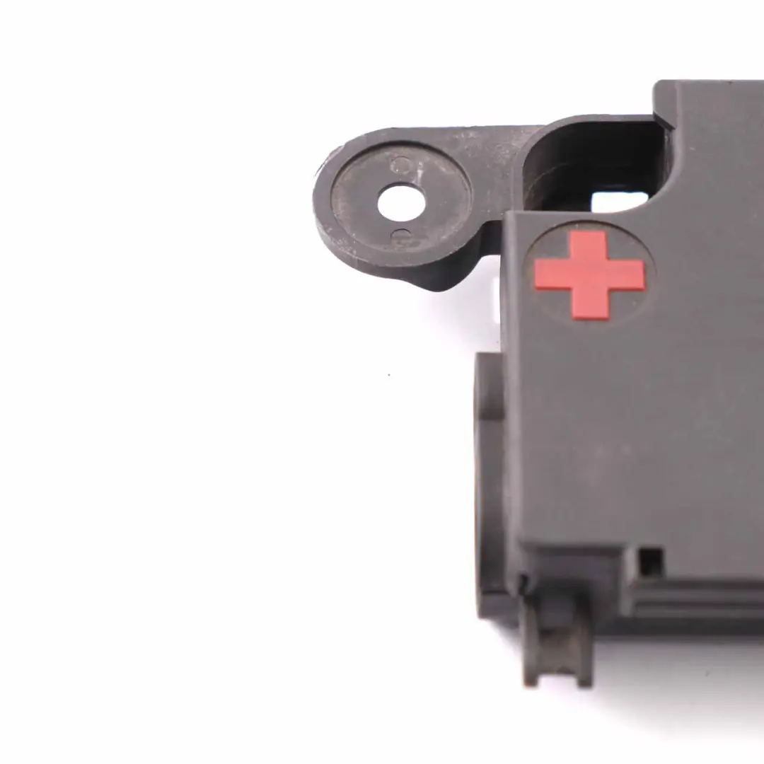 Audi A4 B8 A5 8T Battery Postive Terminal Distribution Power Board - SKU 8K0937517A - Part number 8K0937517A