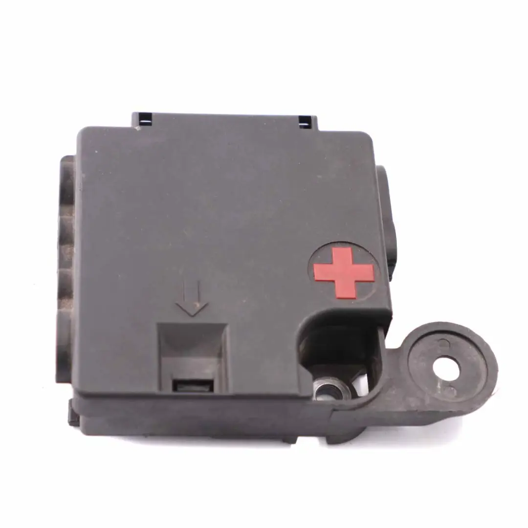 Audi A4 B8 A5 8T Battery Postive Terminal Distribution Power Board - SKU 8K0937517A - Part number 8K0937517A
