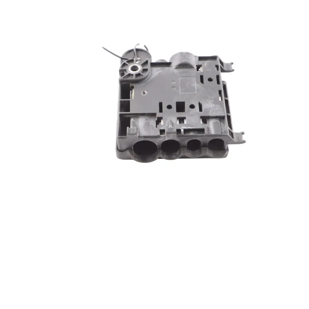 Audi RS4 B8 Positive Batterie Verteilerklemme Verteiler Relaisbox - SKU 8K0937517B - Teilenummer 8K0937517B