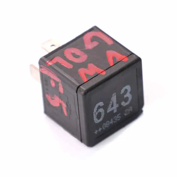 Relè 643 Modulo Unità 4 Pin per Audi VW Volkswagen Seat con numero di parte 8K0951253 Audi VW Volkswagen Seat Relè 643 Modulo Unità 4 Pin - SKU 8K0951253 - Numero di parte 8K0951253